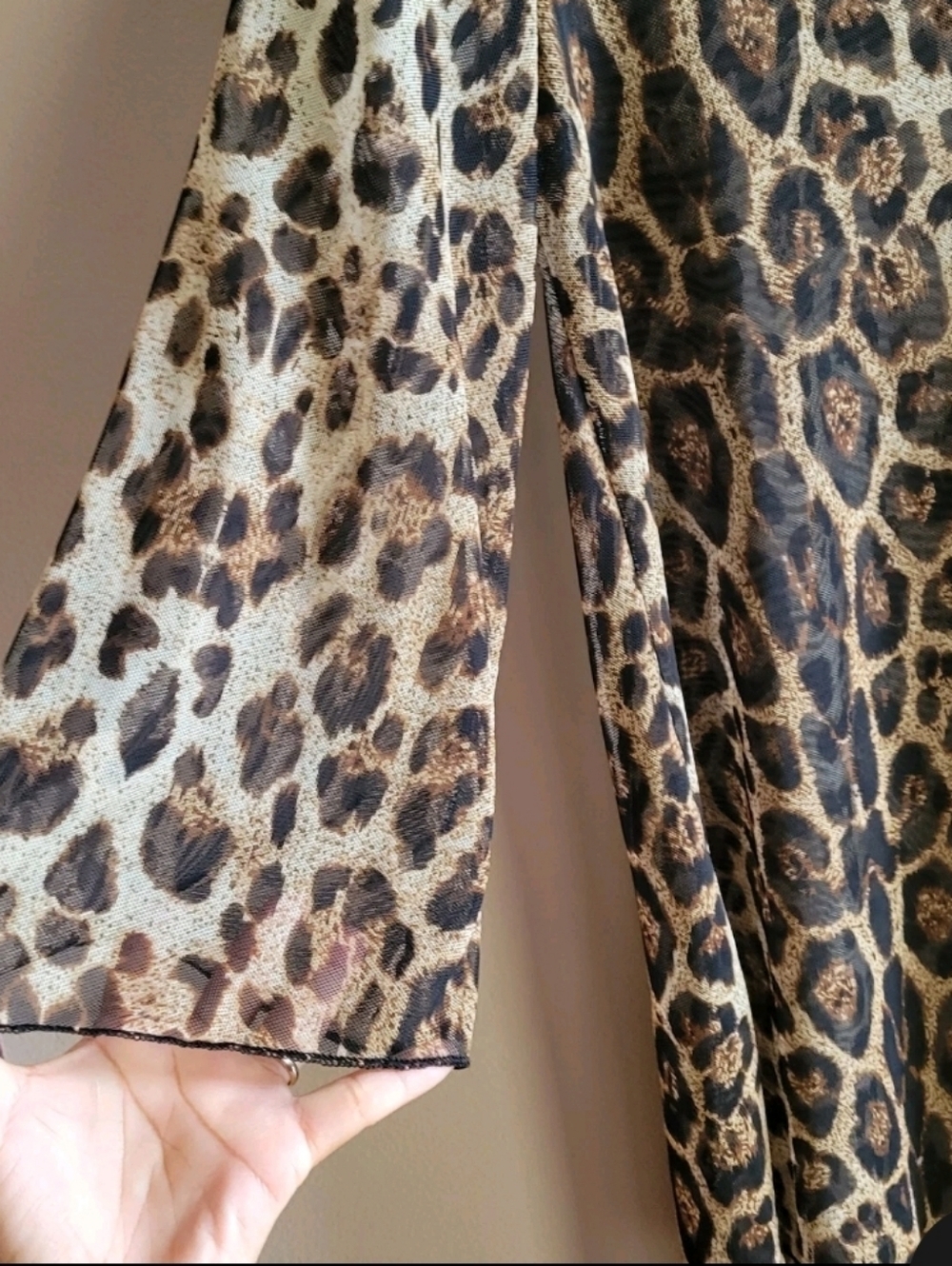 Jordan Taylor Cheetah Animal Print V Neck Translucid Tunic Small 3/4 Sleeve - Picture 6 of 8